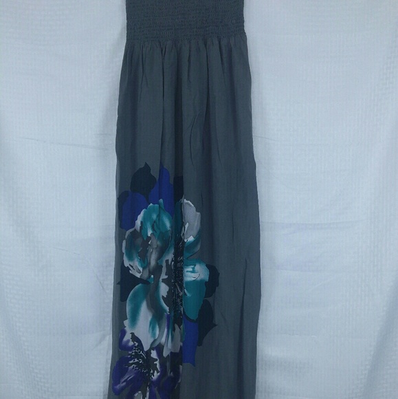 Rue21 Dresses & Skirts - 💕Rue 21 Maxi Dress